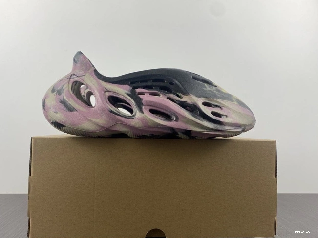 Yeezy Carbon Adidas MX RNR Foam IG9562 1111